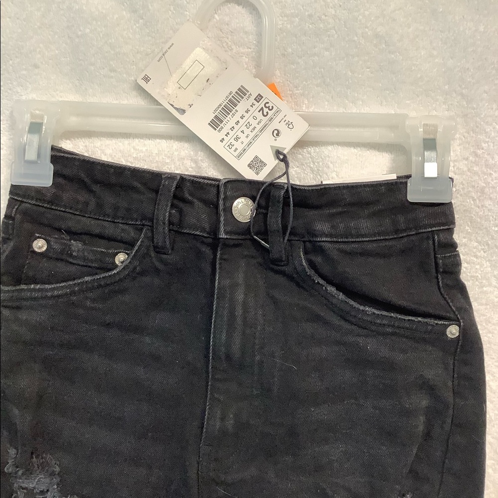 Zara black denim cutoff shorts New NWT - Picture 2 of 6